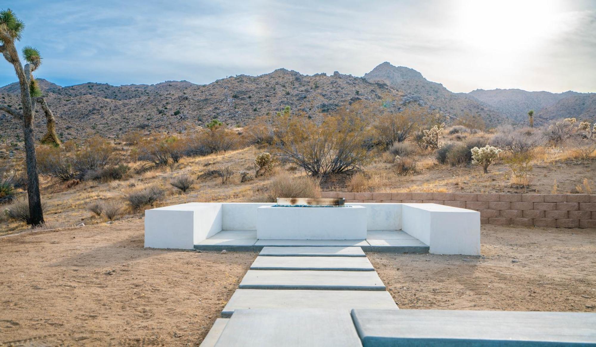 Experience Desert Serenity Gateway To Joshua Tree Джошуа-Три Экстерьер фото